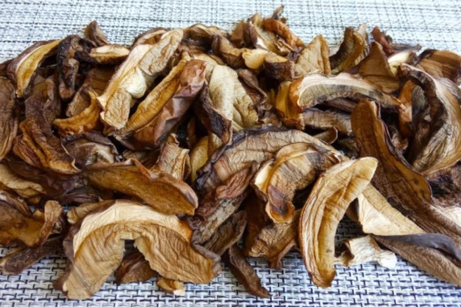 Домашние заготовки: как правильно сушить белые грибы в духовке