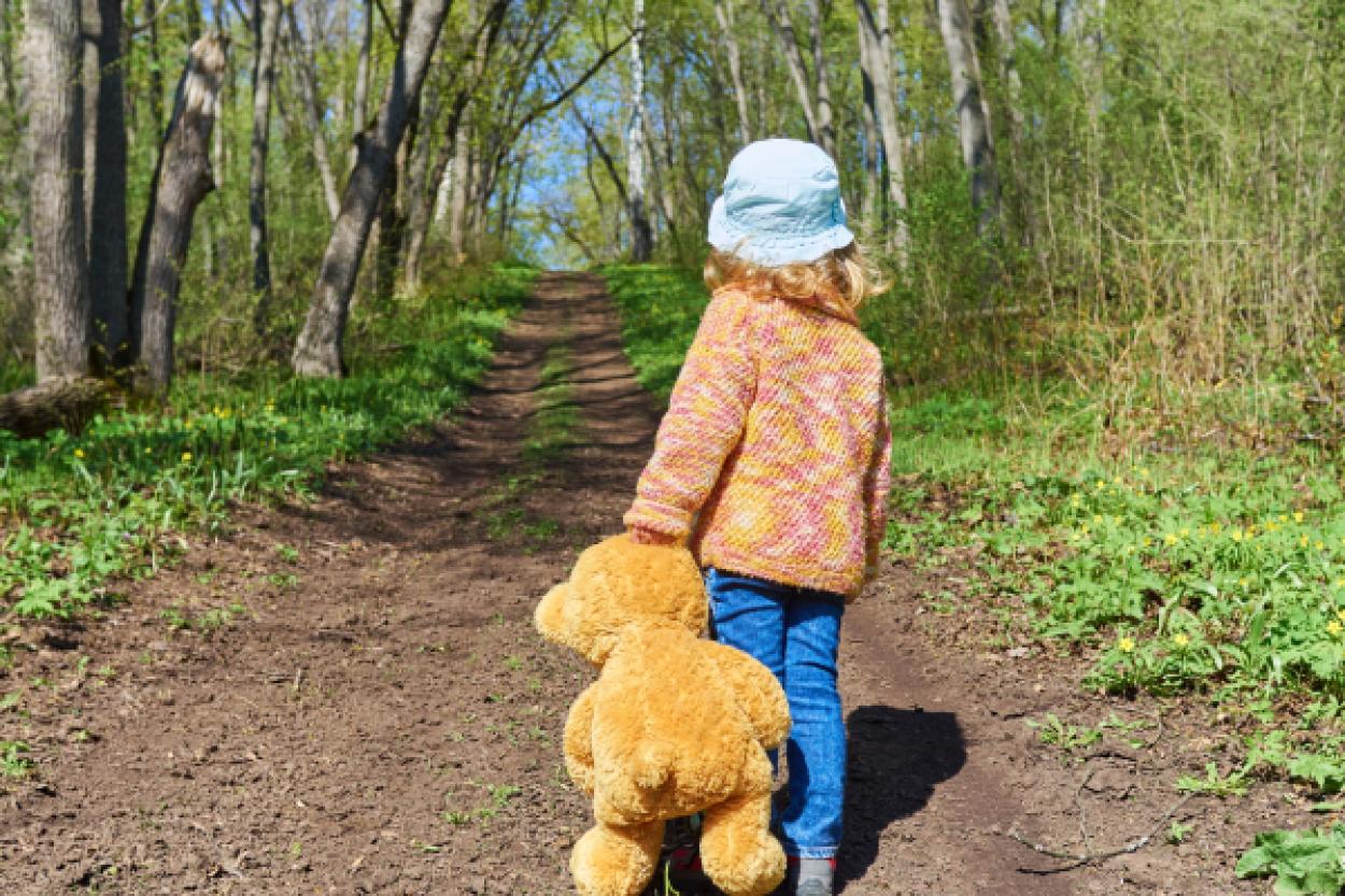 Родом из детства: 8 типов детских травм и их влияние на взрослого человека