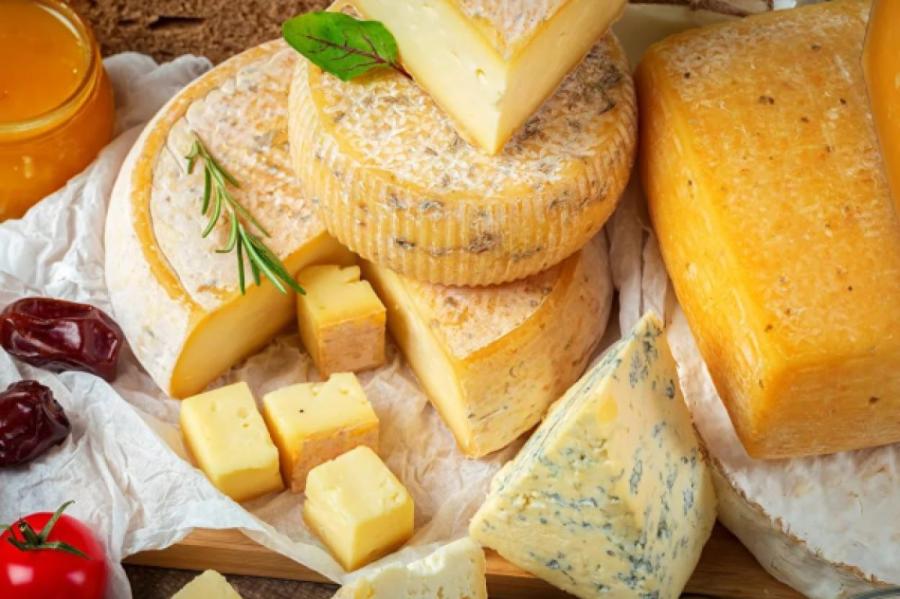 Что будет с организмом, если есть сыр каждый день: плюсы и минусы