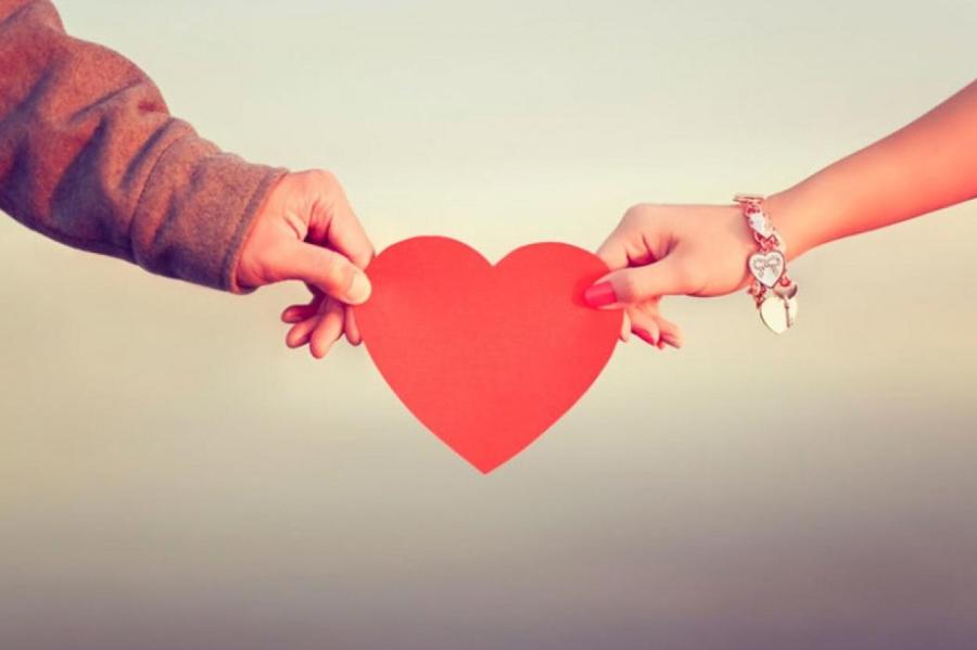 Поцелуи снижают стресс: 5 исследований о любви