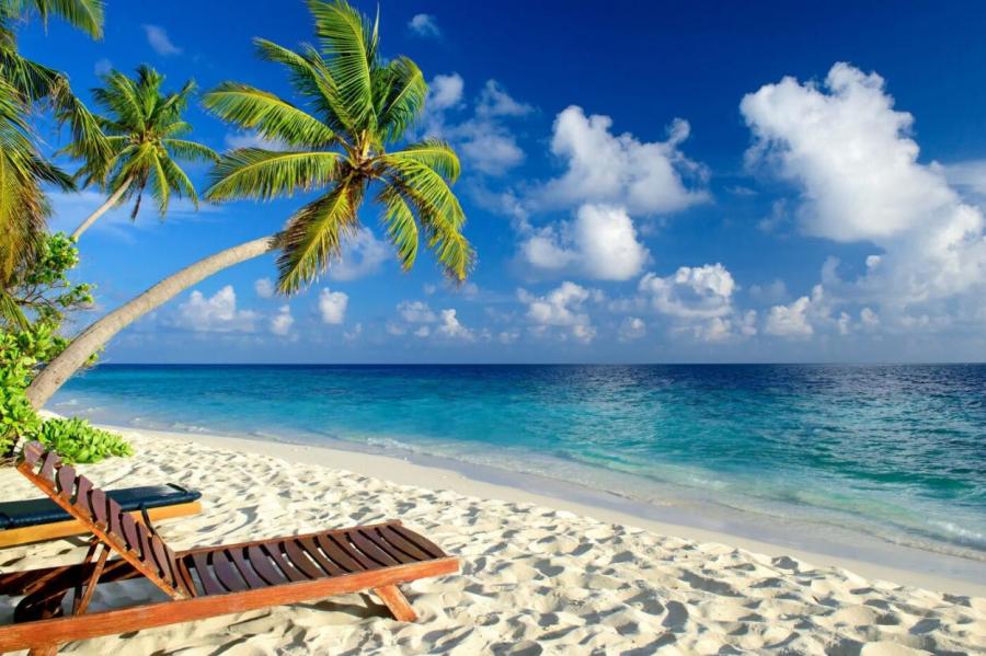 Отдых с подвохом: куда не стоит ехать гипертоникам, а куда — диабетикам