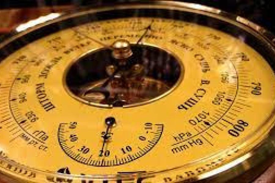 Как справляться с колебаниями атмосферного давления