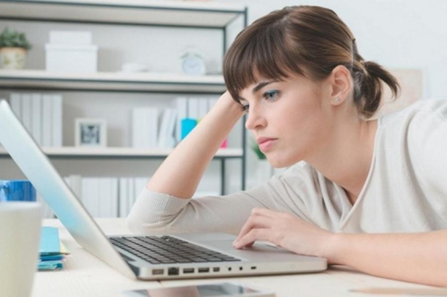 Они портят нам жизнь: 6 вредных привычек, которые появились у нас из-за соцсетей