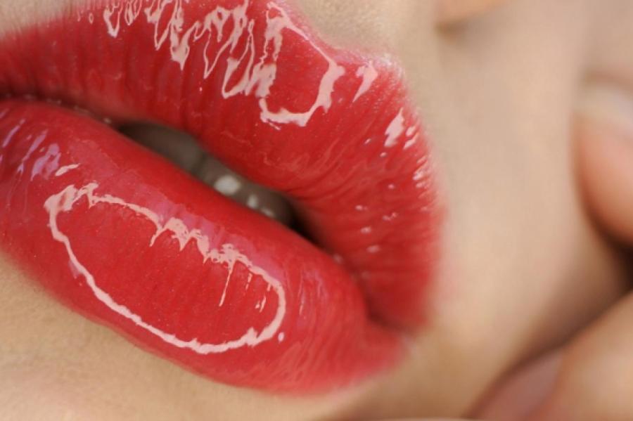 «Губы-джем»: новый тренд в макияже и как его повторить