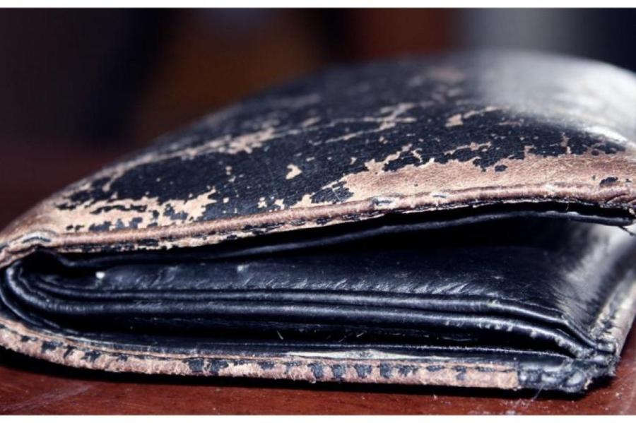 Что делать со старым кошельком, чтобы избежать финансовых неудач