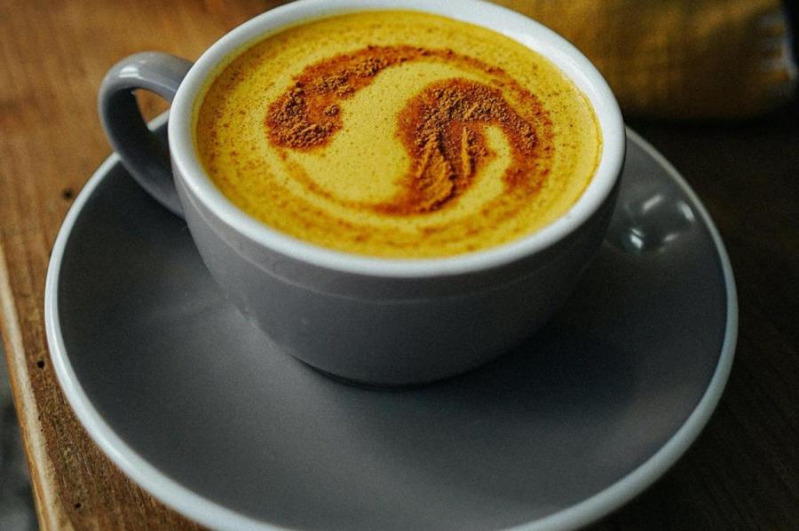 Худеем с удовольствием: 3 специи, которые нужно добавить в кофе, чтобы сбросить вес