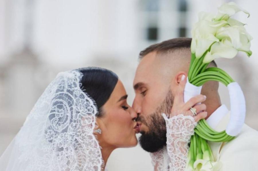 Замуж в 42: Ксюша Бородина сыграла свадьбу с Сердюковым на «итальянской» вилле в Подмосковье