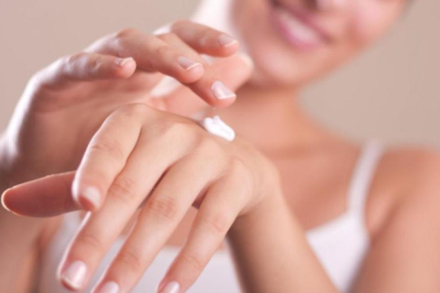 Летний уход за руками: развенчиваем мифы