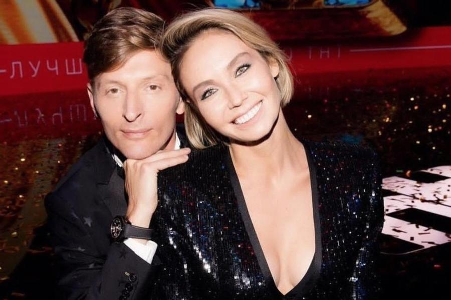 "Ты лучшая девочка на свете!" Павел Воля поздравил жену Ляйсан Утяшеву с 40-летием