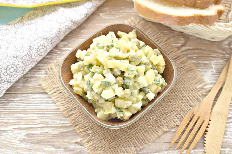 Летняя классика на тарелке: салат из молодого картофеля