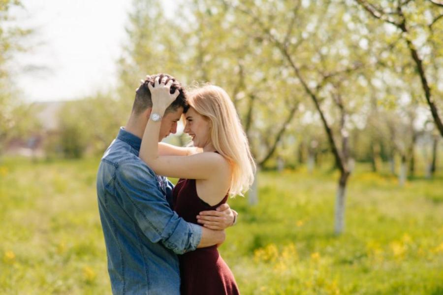 Пcихолог Михаил Лабковский: почему всю жизнь мы помним первую любовь