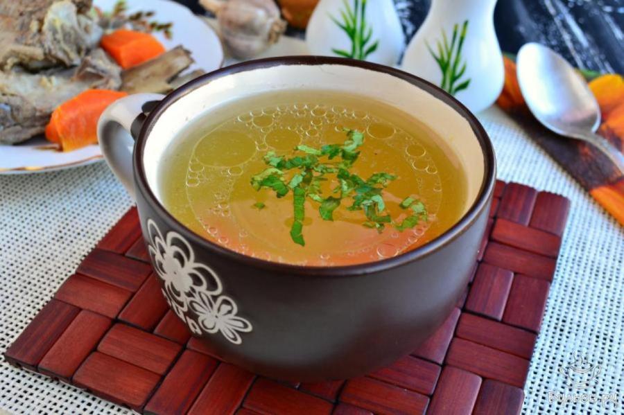 6 хитростей, как сварить бульон из мяса или рыбы, чтобы он был прозрачным