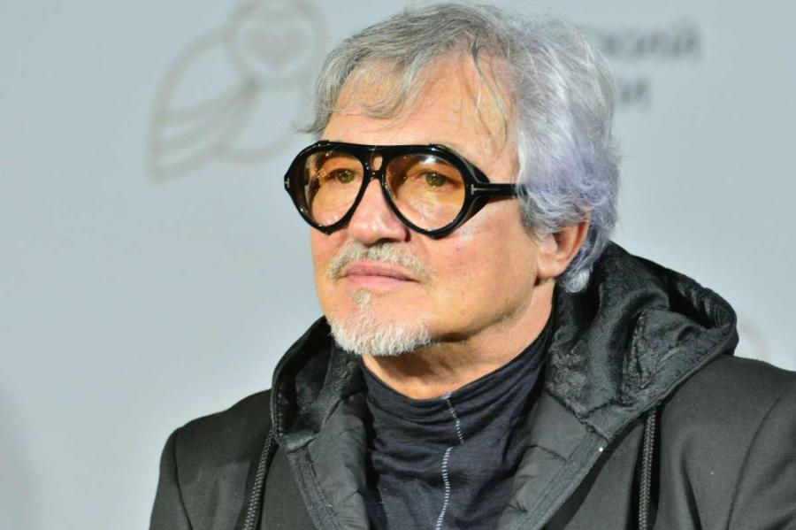 Дмитрий Дибров уже нанял адвоката для развода с женой