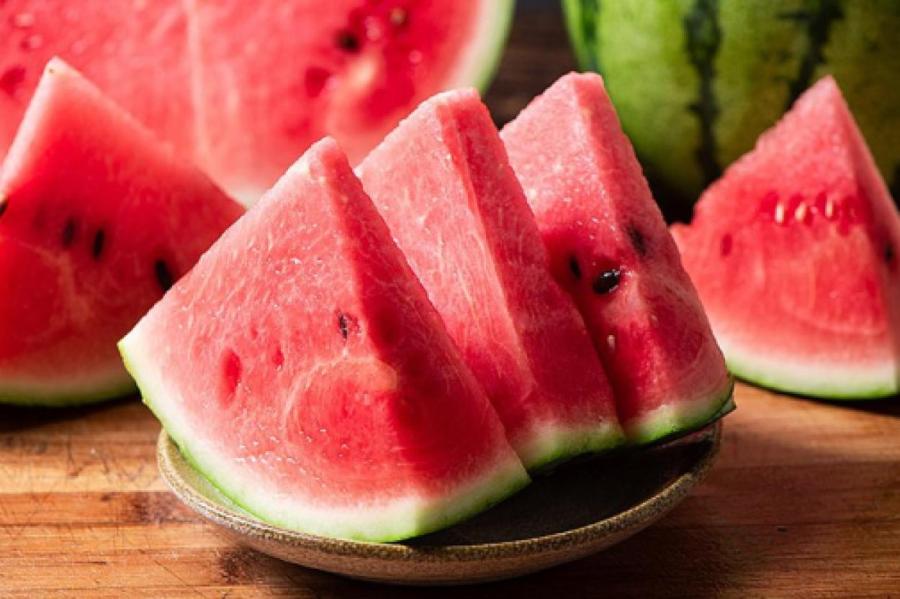 Можно ли есть арбуз на диете: количество калорий, чем полезен и как выбрать
