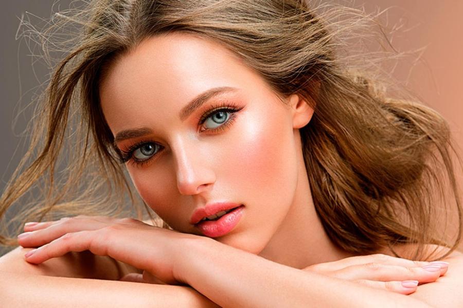 Красота по-французски: 7 секретов макияжа от парижского визажиста