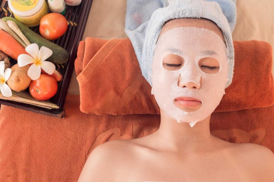 Тканевая маска для лица: как правильно использовать и получить максимум пользы