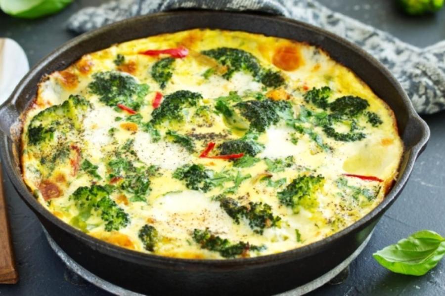 Люблю готовить: фриттата с брокколи и сладким перцем