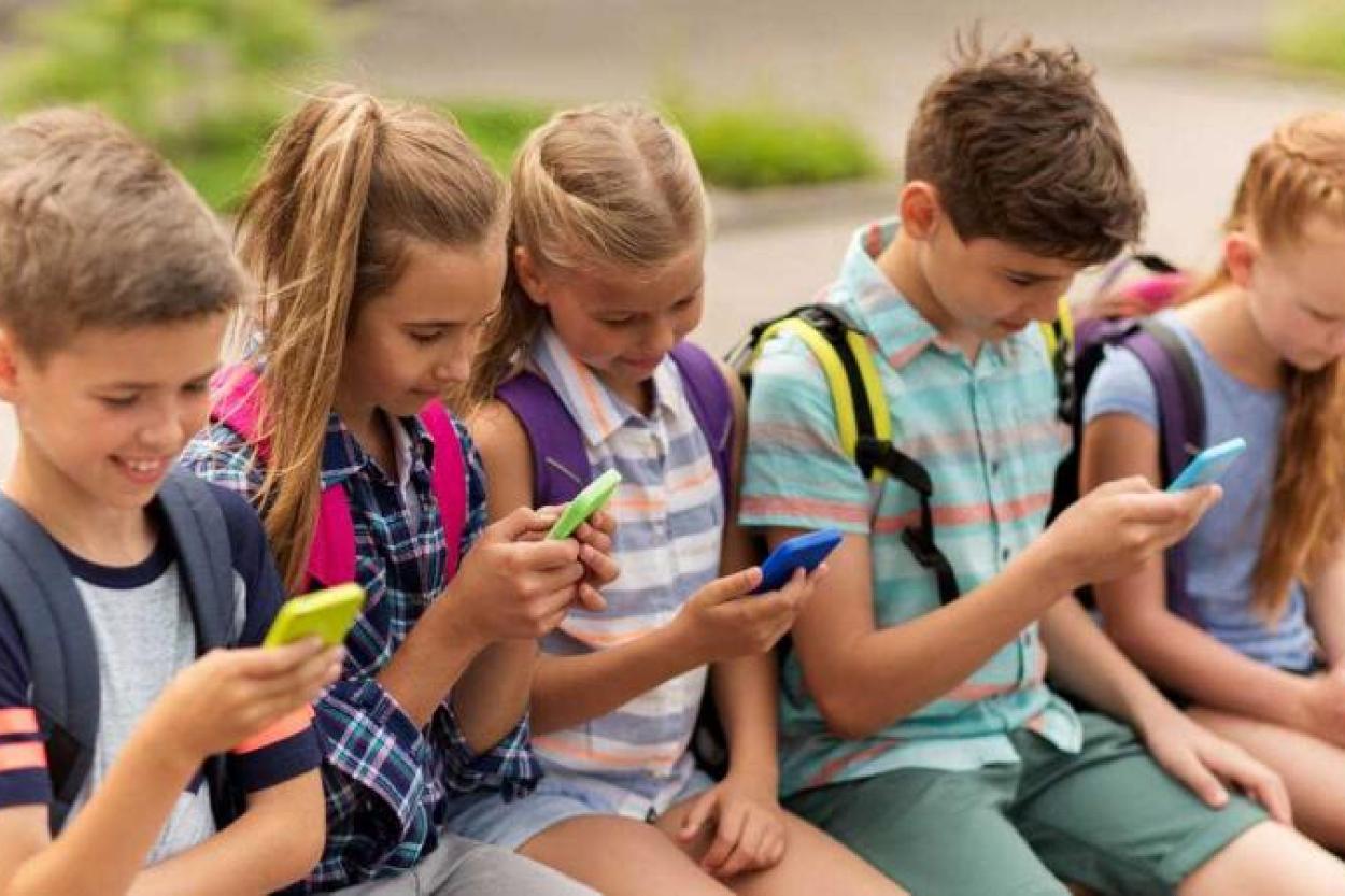 Не зло и не панацея: вся правда о гаджетах в жизни ребенка