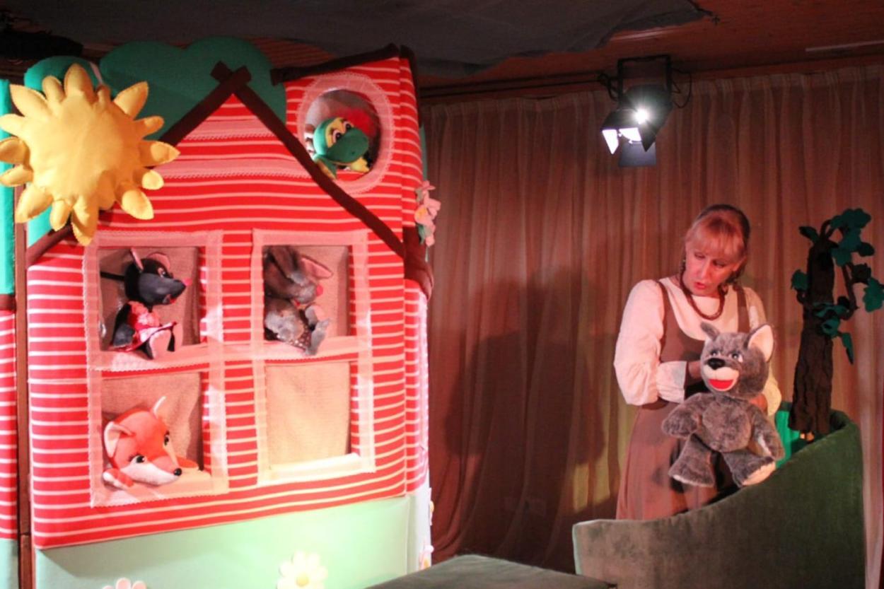 Театр кукол " В гостях у сказки": две премьеры в октябре