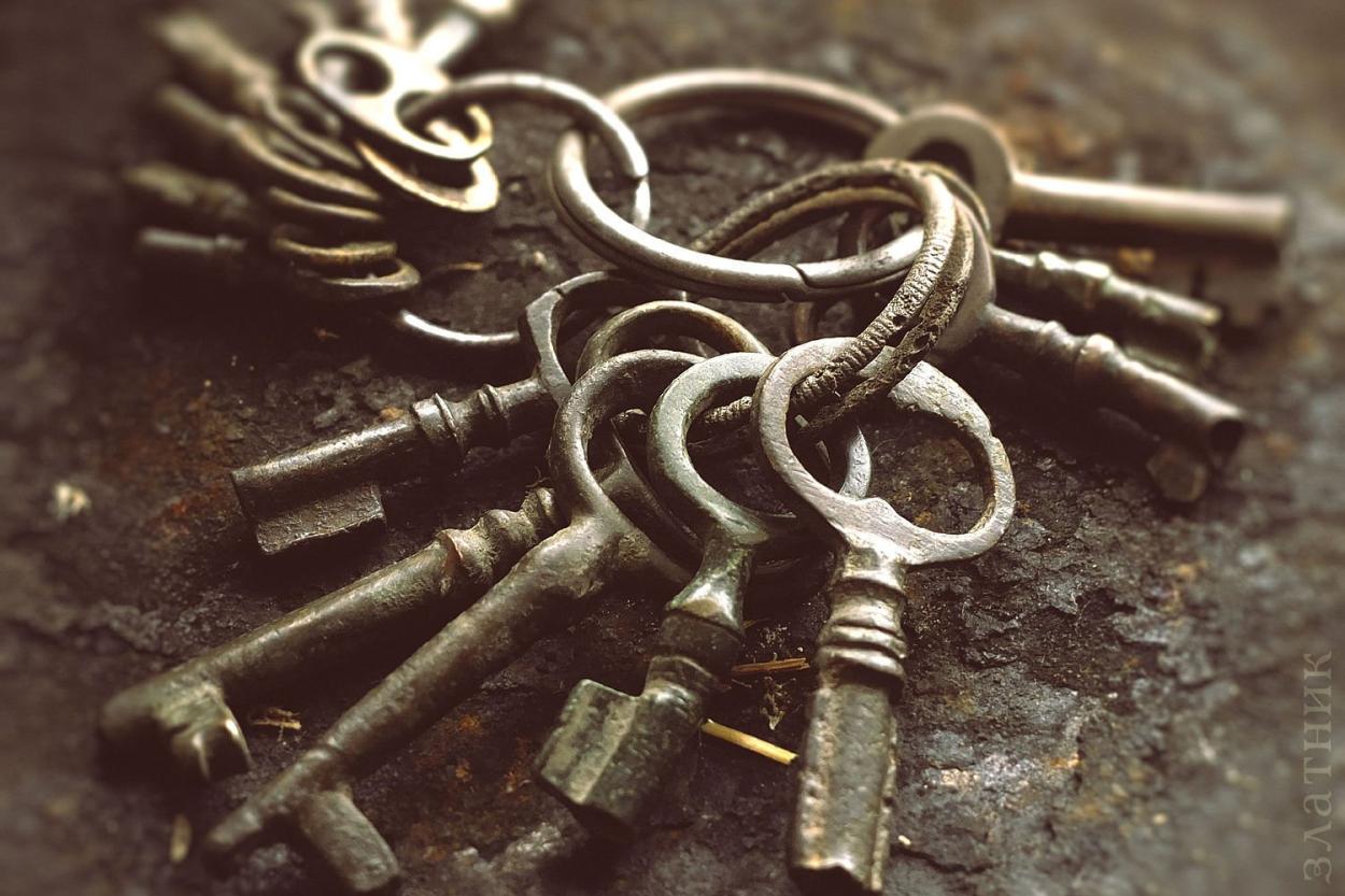 Не выбрасывайте старые ключи: 5 идей для их использования в быту