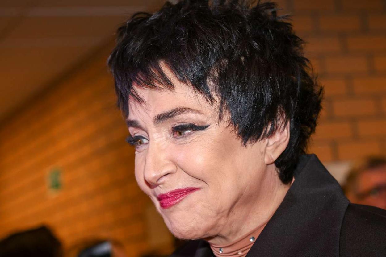 В 61 год певица Лолита рассказала, что вышла голой к полиции Лос-Анджелеса