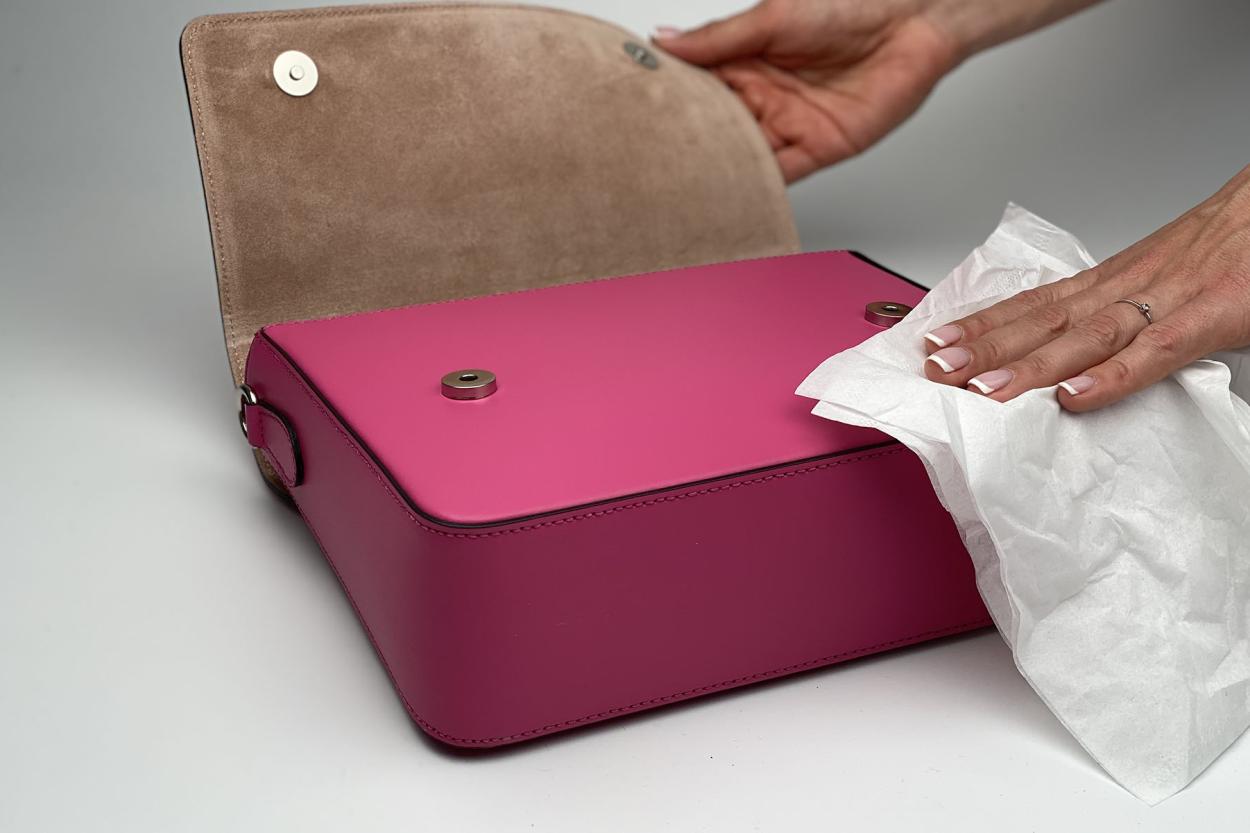 Как правильно ухаживать за сумкой, чтобы она служила долго