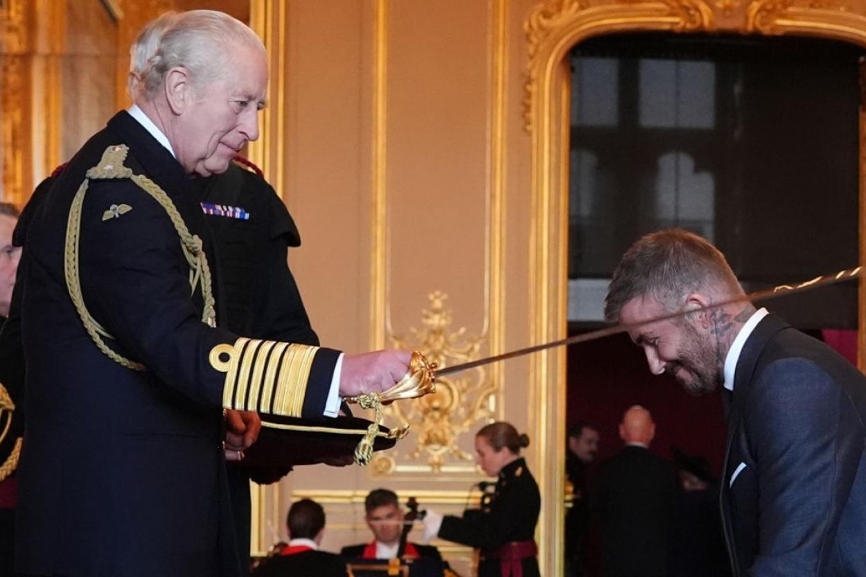 Дэвид Бекхэм удостоен рыцарского титула от короля Чарльза III: эмоции футболиста