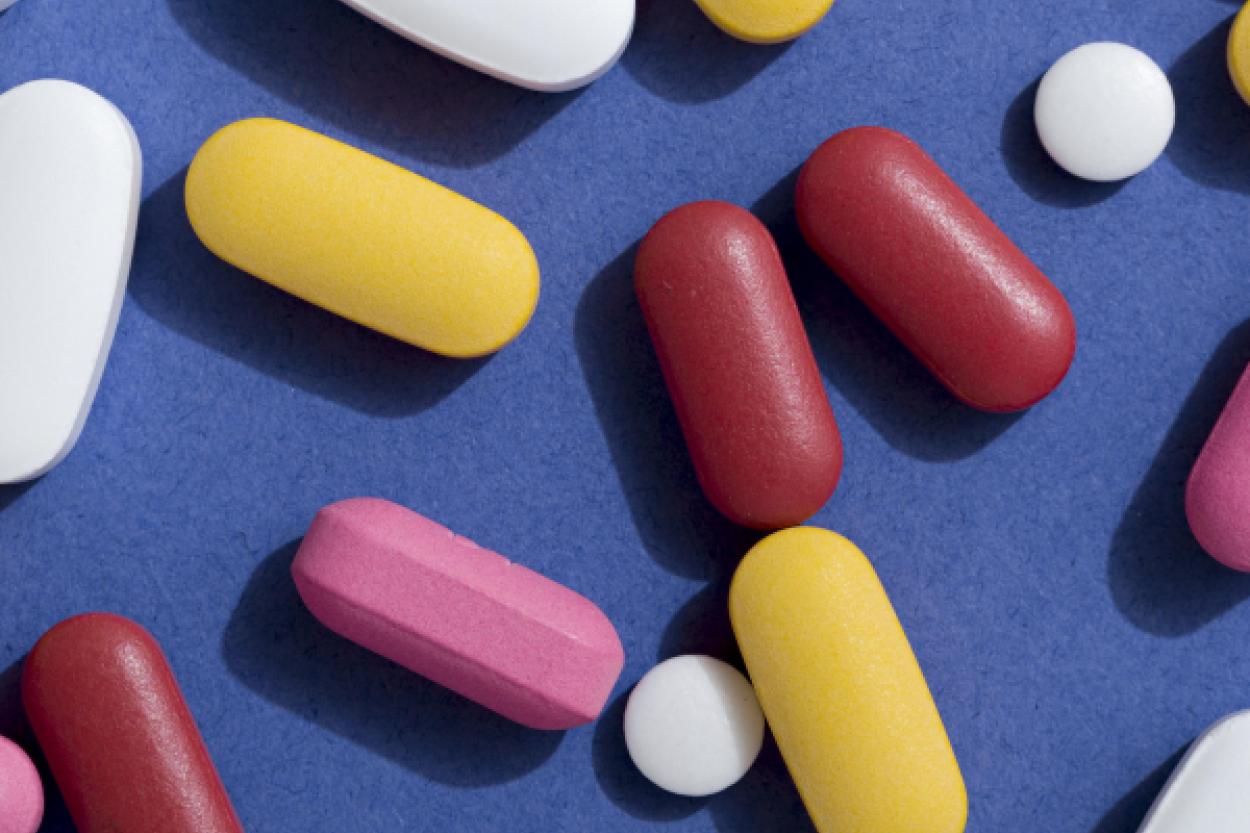 Почему нельзя пить обезболивающие каждый день: скрытые риски для организма