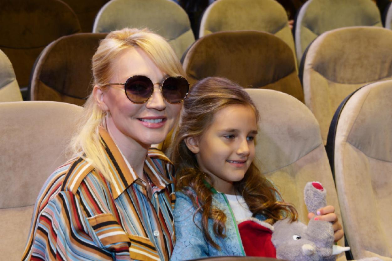 Клавдия Земцова: новая звезда под крылом мамы?