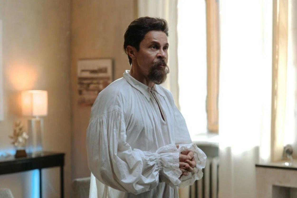 Актер Павел Деревянко: как сохранять вдохновение на съемках