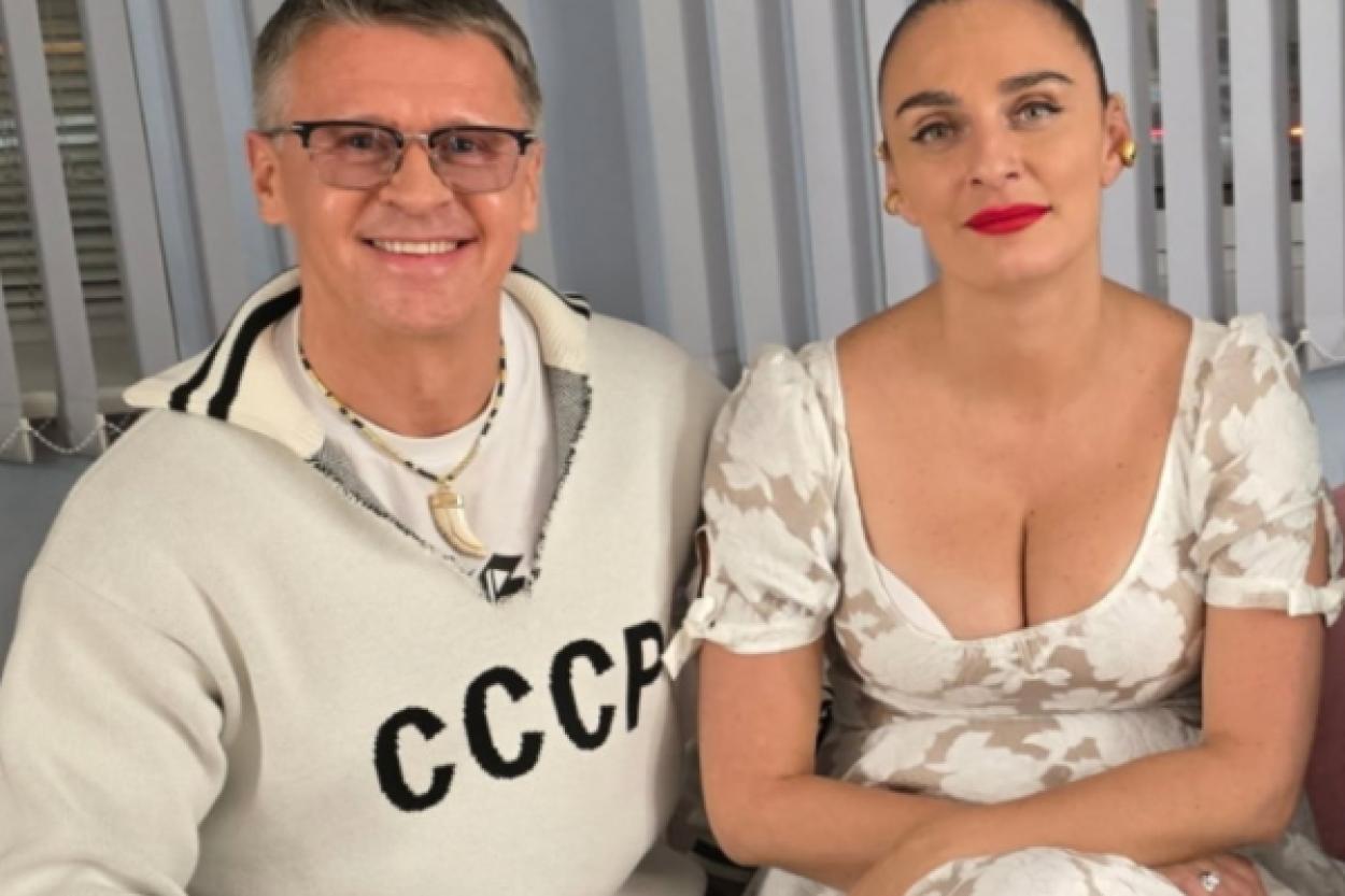 Сплетни вокруг 48-летней Елены Ваенги и её откровенные фотографии