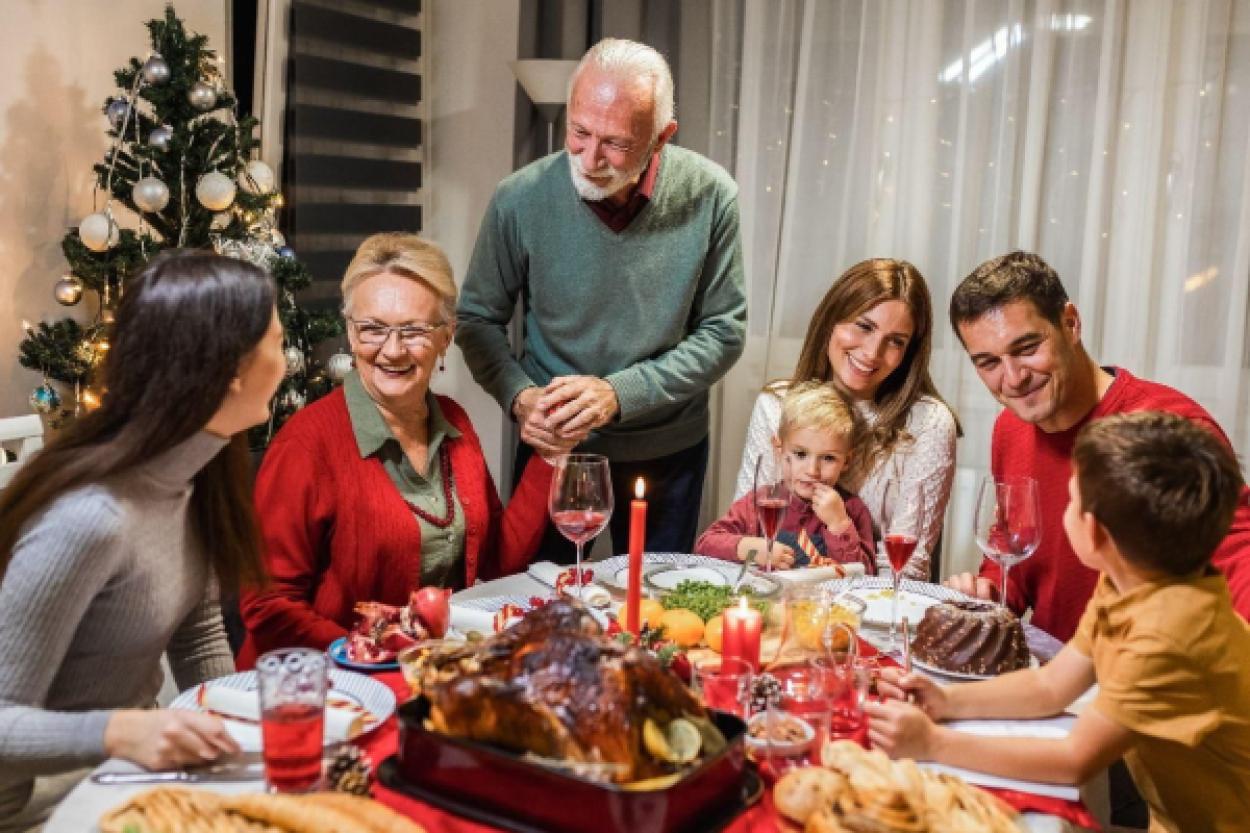 Как избежать конфликтов в праздники: основные ошибки в отношениях
