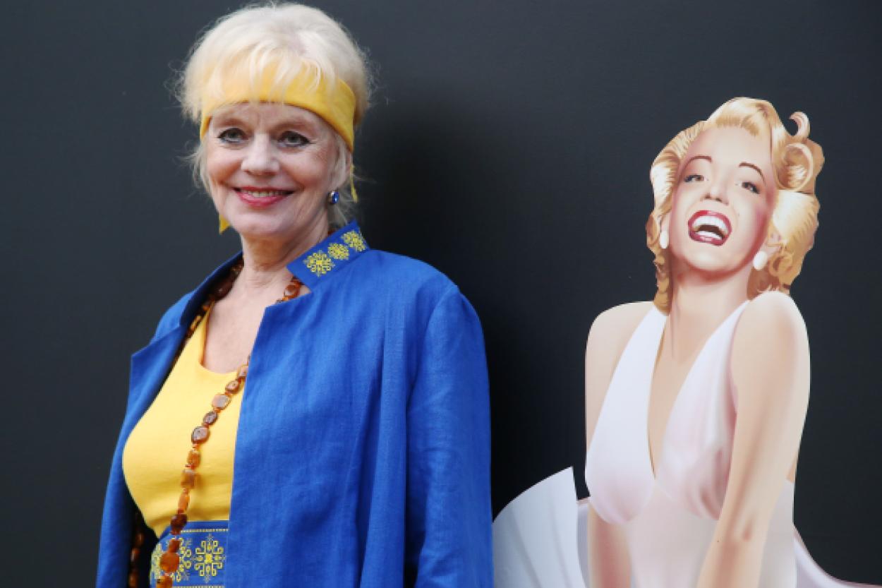 Театр «Дайлес»: уволена легендарная актриса Мирдзой Мартинсоне