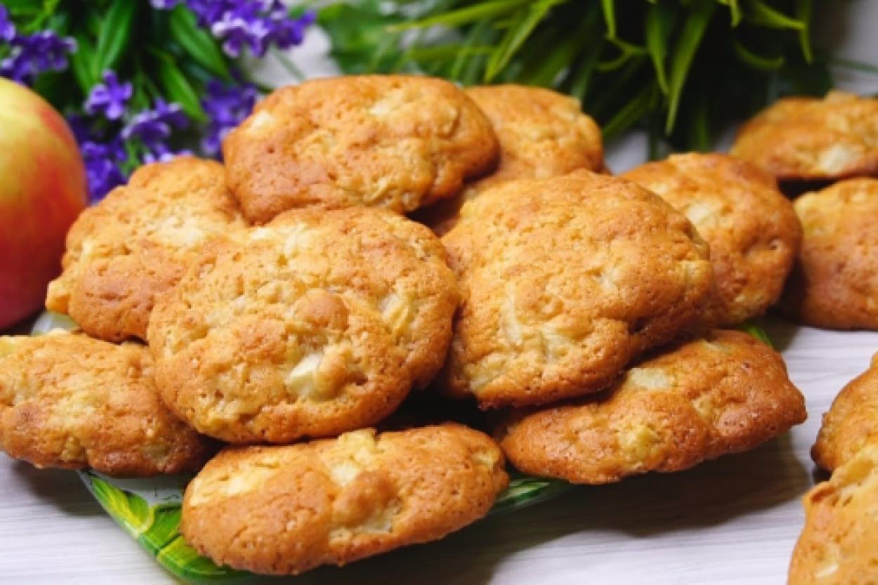 Легкое печенье с творогом и яблоками: идеальный завтрак или перекус за считанные минуты