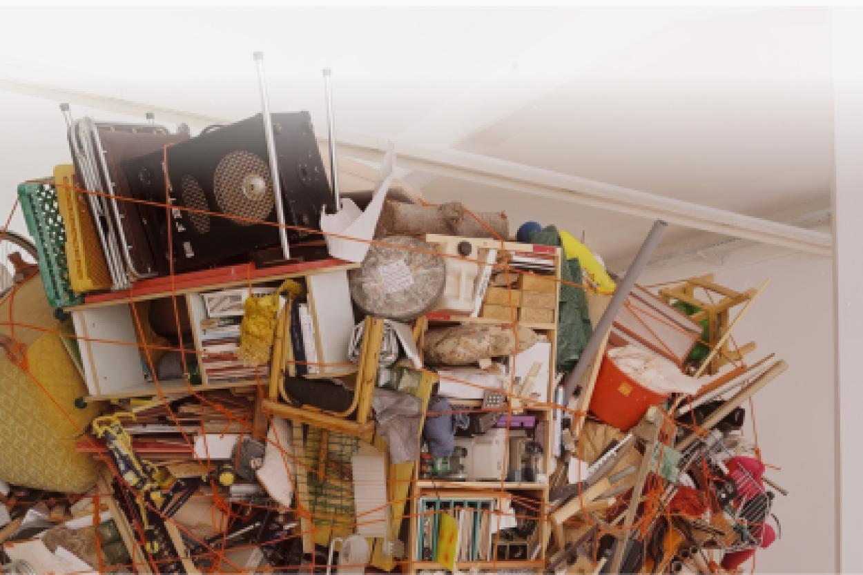 Порядок на первом месте: от каких вещей стоит избавиться без сожалений