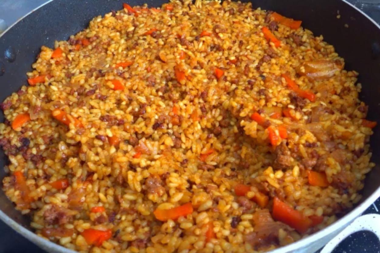 Ленивый плов на сковороде за 30 минут: не уступает традиционному