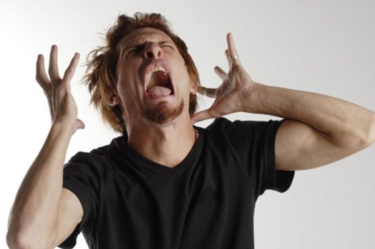 Почему окружающие часто бесят и как справиться с раздражением