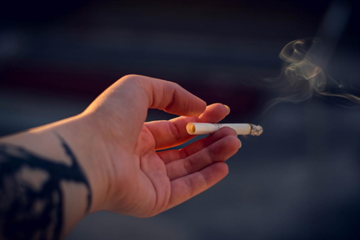 Исследование: как курение связано с депрессией