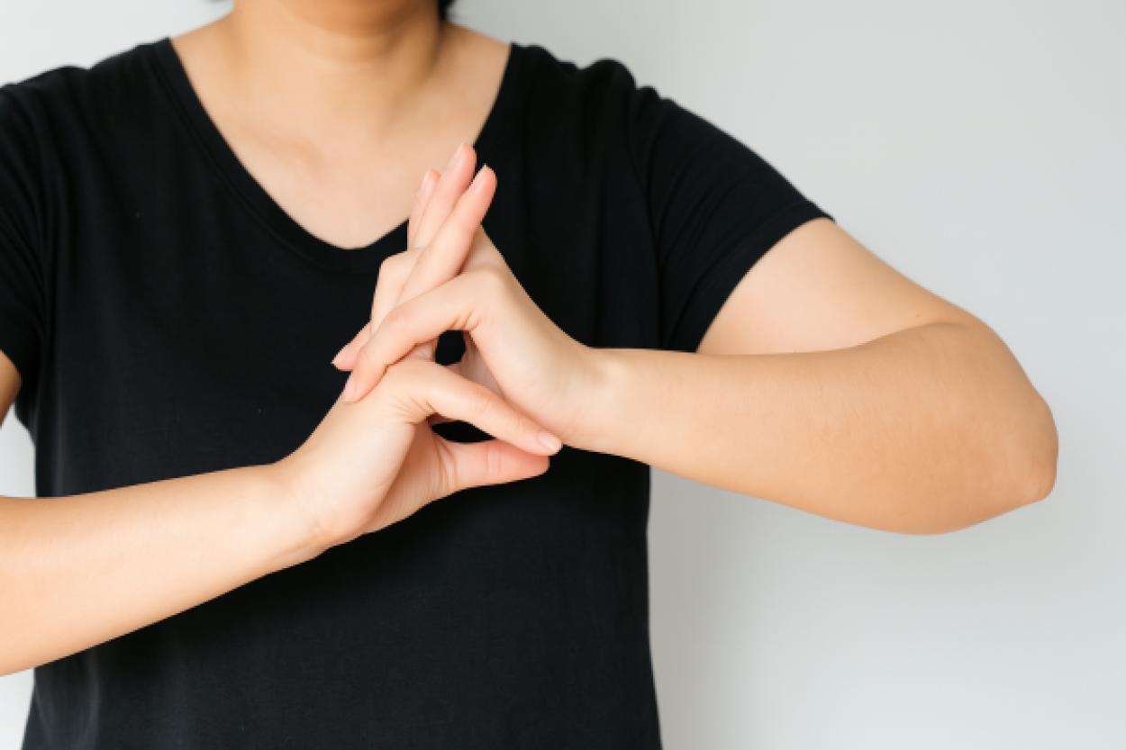 Хруст суставов: причины и стоит ли беспокоиться