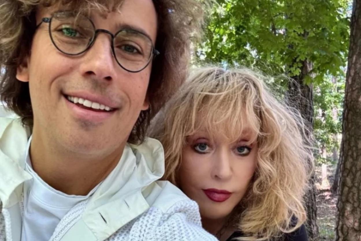 Новая фотография Пугачевой и Галкина: магия преображения