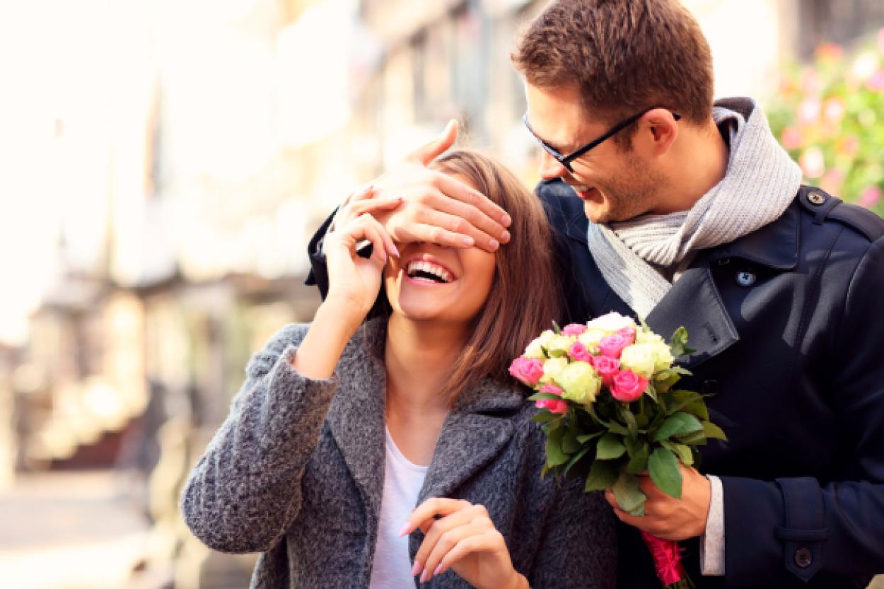 Цветы как способ общения: что говорит о мужчине его выбор букета