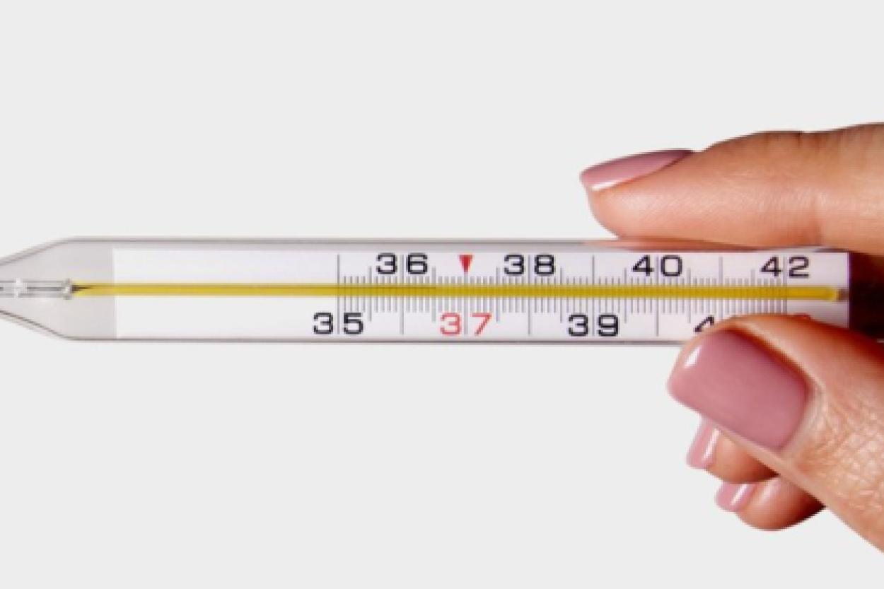 Разбившийся ртутный градусник: действительно ли это опасно?