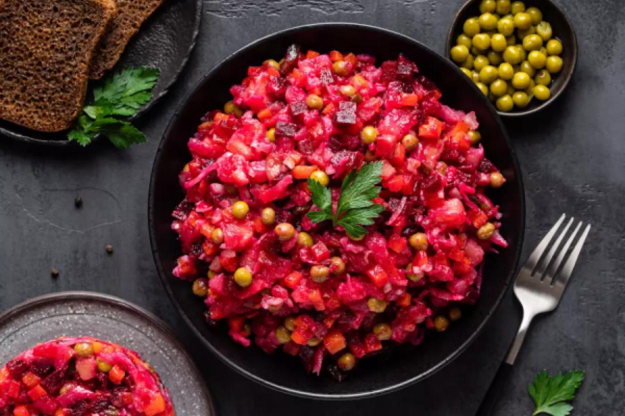 Три неожиданных ингредиента, которые сделают ваш винегрет более изысканным