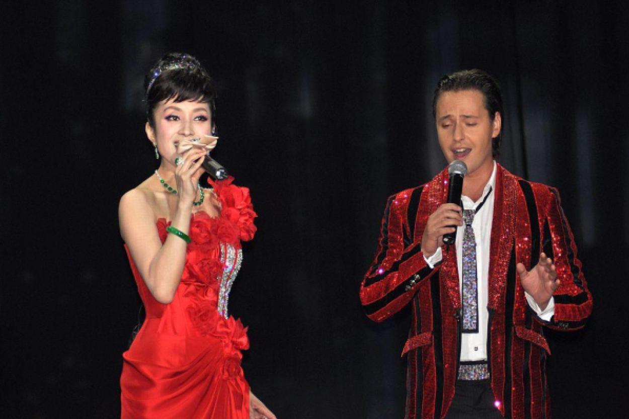 Витас: как 47-летний певец из Даугавпилса справляется с трудностями в Китае