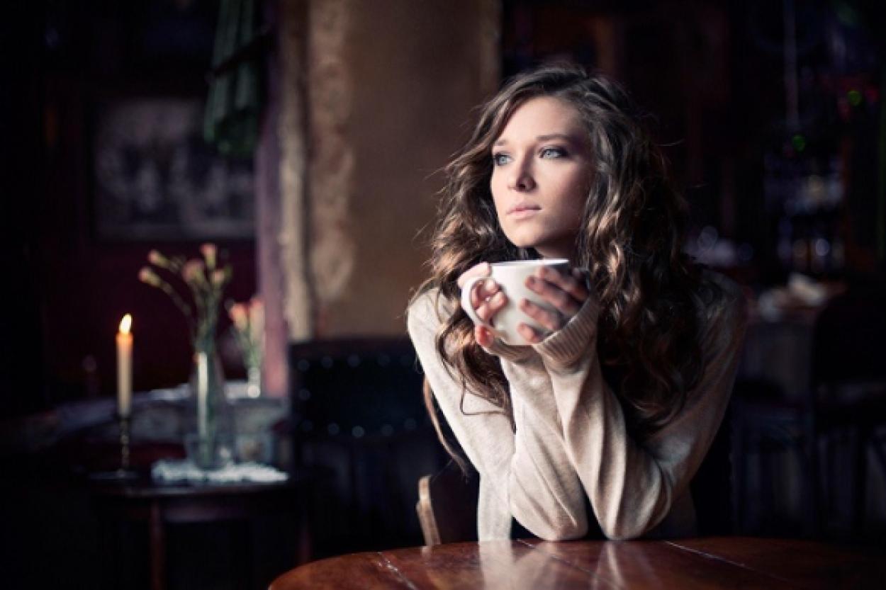 Одиночество без разрывов: как исчезают дружеские связи