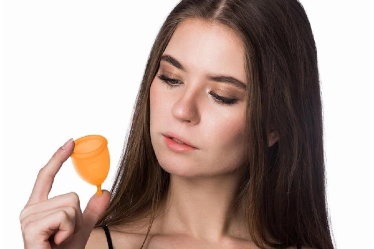 Деликатный вопрос: как выбрать менструальную чашу?