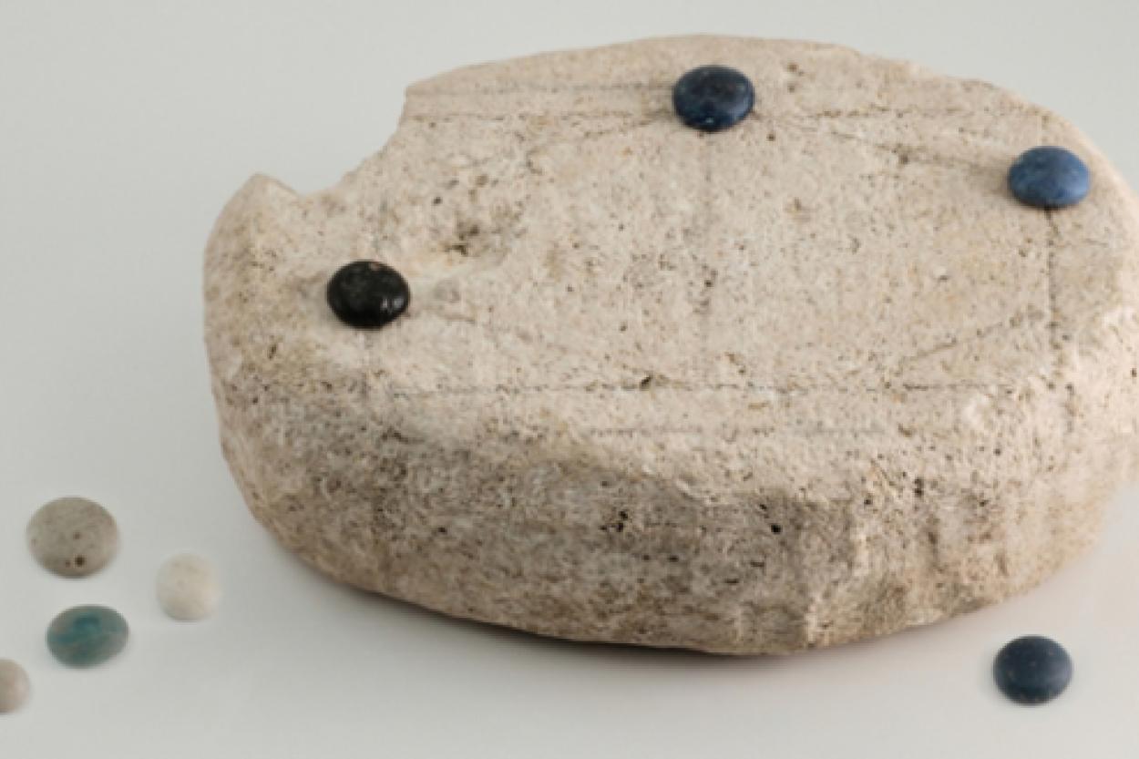 Артефакт из Нидерландов: древнеримская настольная игра, раскрытая с помощью технологий