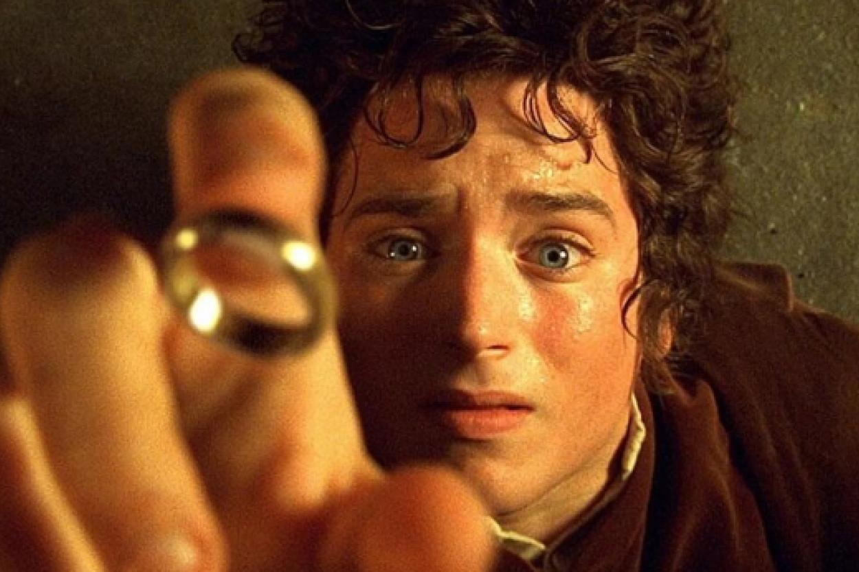 Элайджа Вуд не собирается уступать роль Фродо