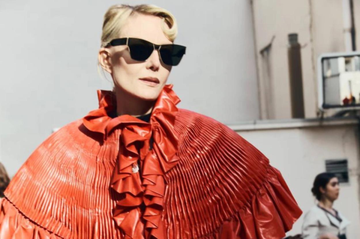 Новый образ Ренаты Литвиновой: элегантность и стиль в 59 лет