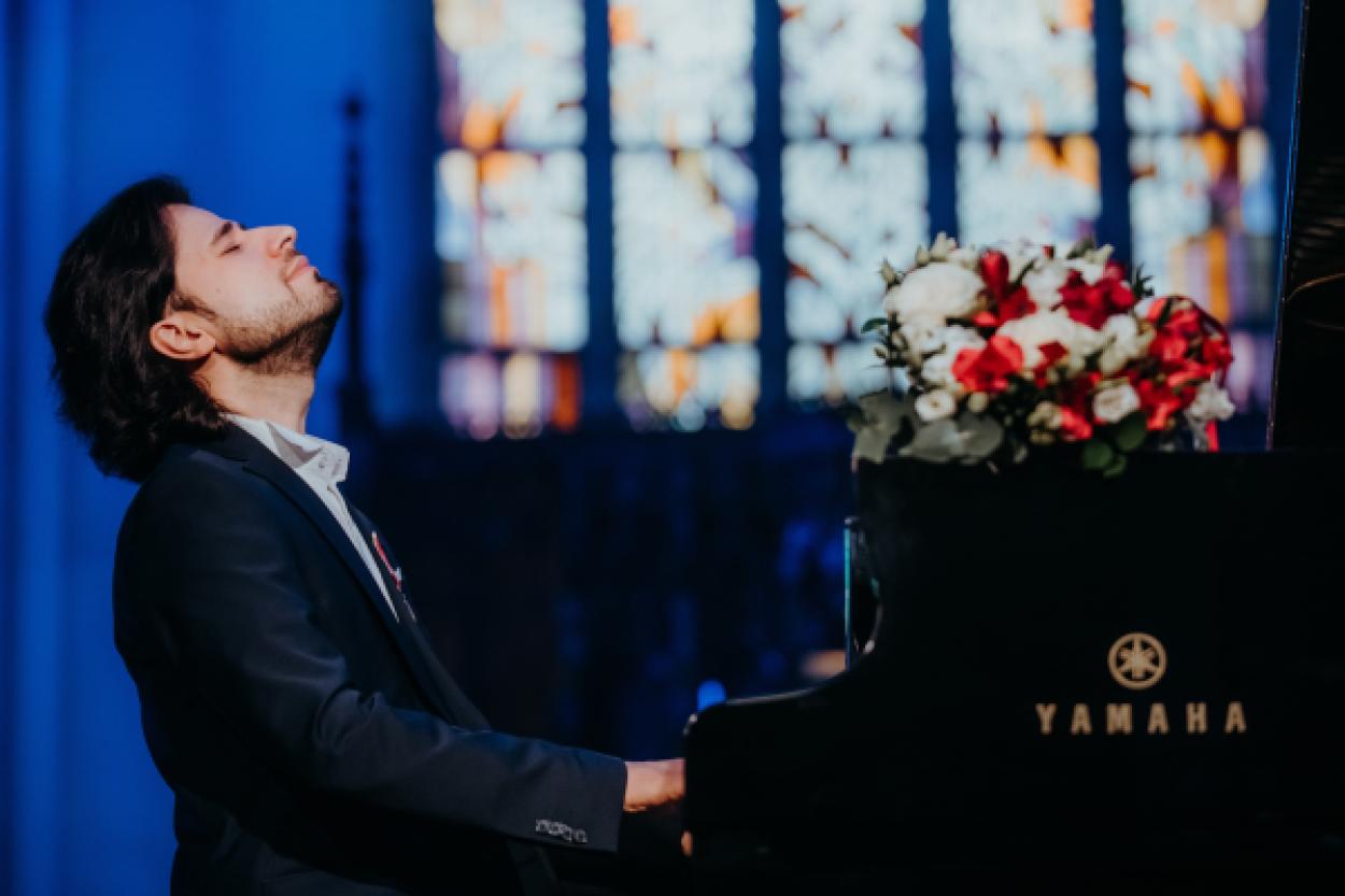 Пианист Андрей Осокин анонсирует весенние концерты по всей Латвии
